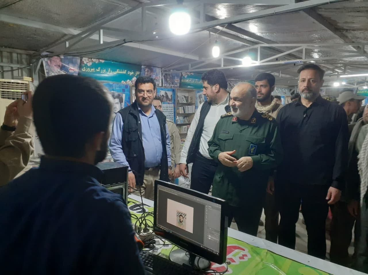 حضور فرمانده سپاه